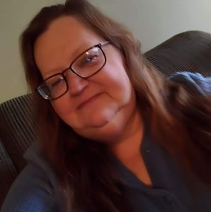 Meet your Posher, Ellen